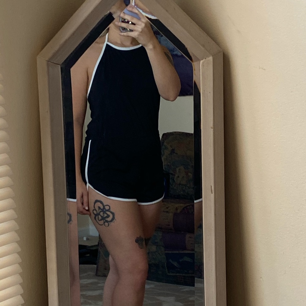 Sporty Onsie - Picture 3 of 4